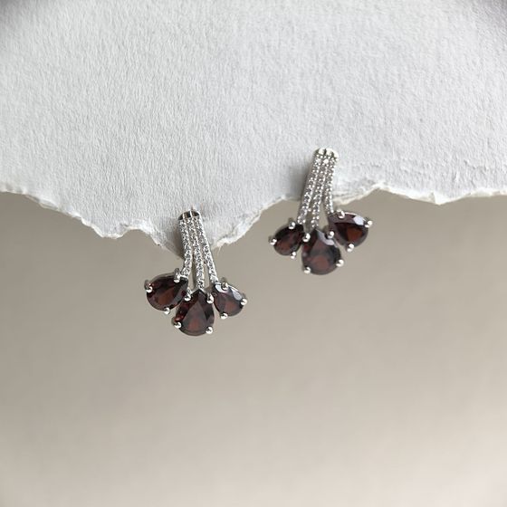 Срібні сережки з гранатом 8.463ct