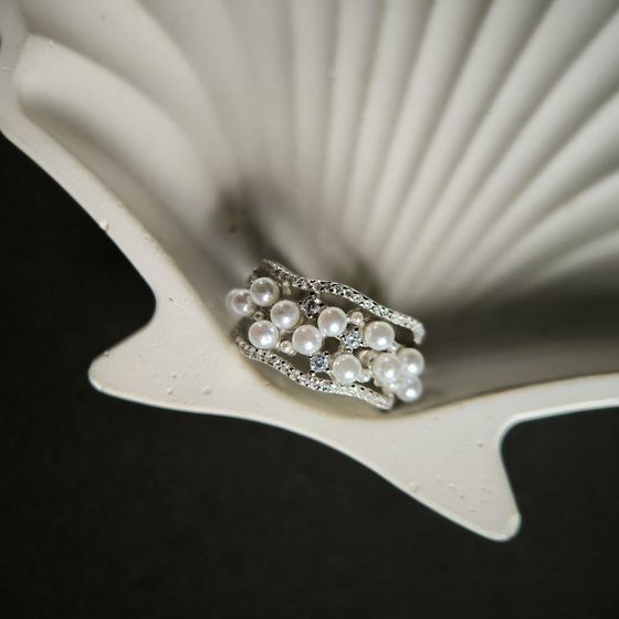 Срібна каблучка з перлами 2.5ct