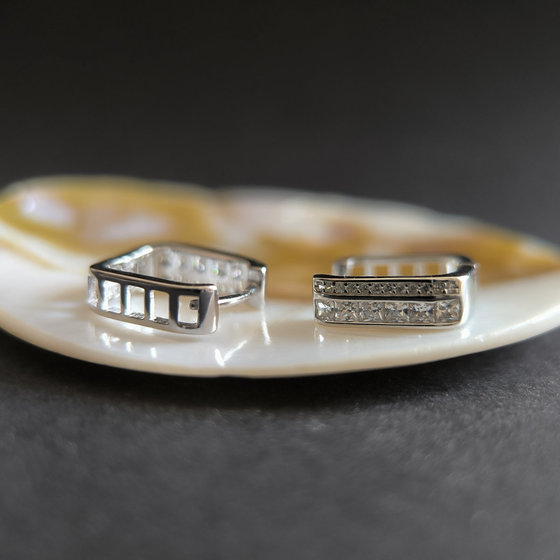 Серебряные серьги с фианитами