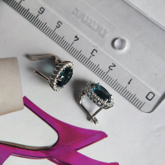 Серебряные серьги с топазом Лондон Блю 4.552ct