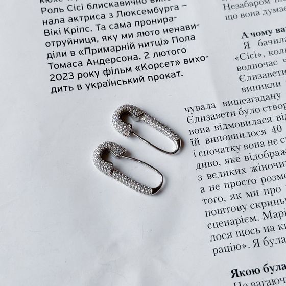 Срібні сережки з фіанітами