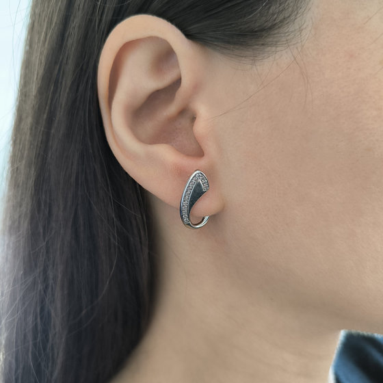 Серебряные серьги с фианитами