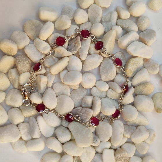 Серебряный браслет с рубином 7.116ct