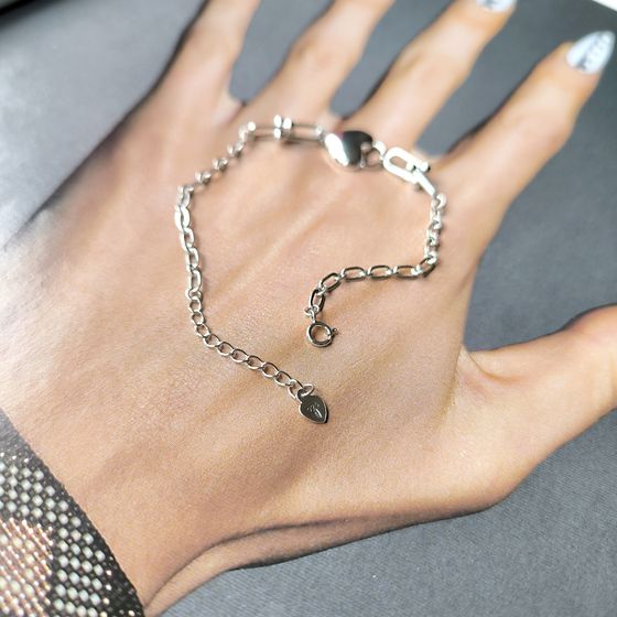 Silver bracelet without stones