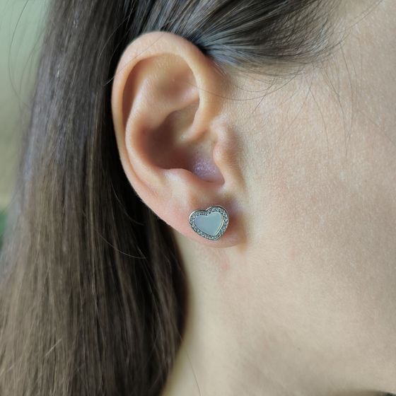 Silver earrings with mother-of-pearl