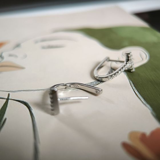 Срібні сережки з фіанітами