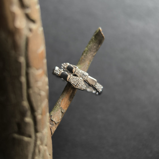 Серебряное кольцо с фианитами