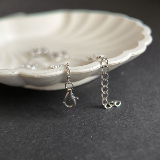 Silver bracelet with phianites