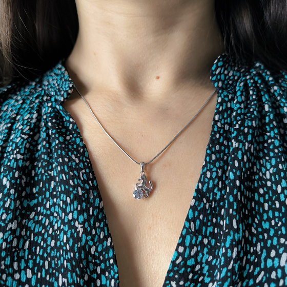 Серебряная подвеска с фианитами