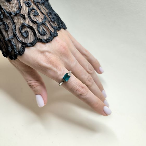 Срібна каблучка зі смарагдом nano 1.385ct