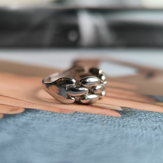 Серебряное кольцо без камней