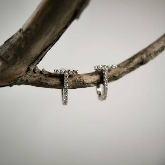 Срібні сережки з фіанітами