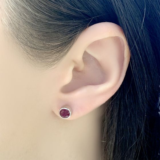 Серебряные серьги с рубином 1.565ct