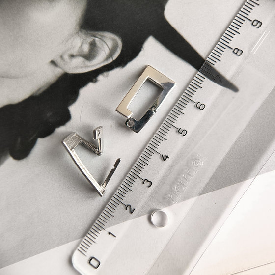 Серебряные серьги без камней