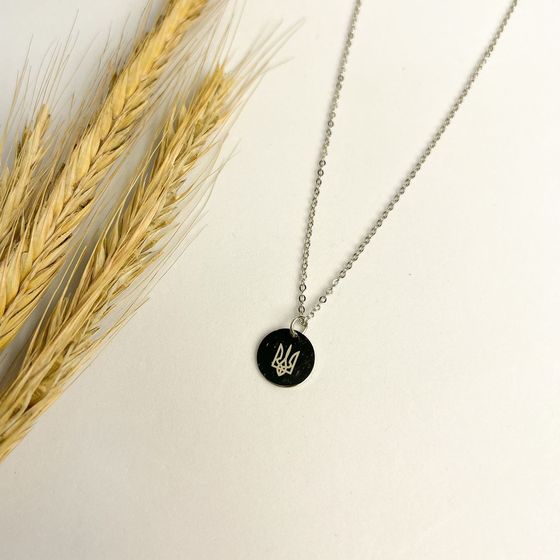 Silver necklace without stones