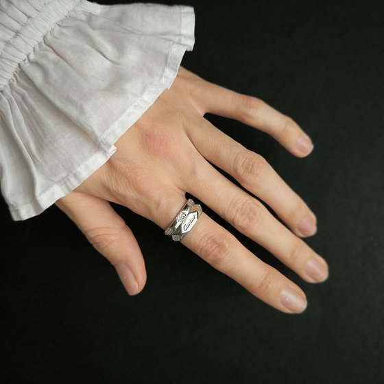 Серебряное кольцо с фианитами 0.36ct