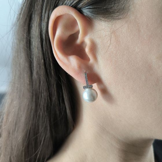 Серебряные серьги с жемчугом, фианитами