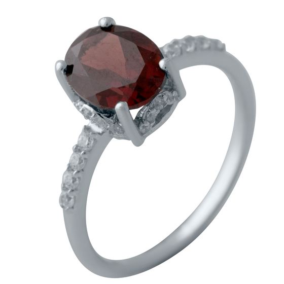 Silver ring with a 2.643-carat garnet