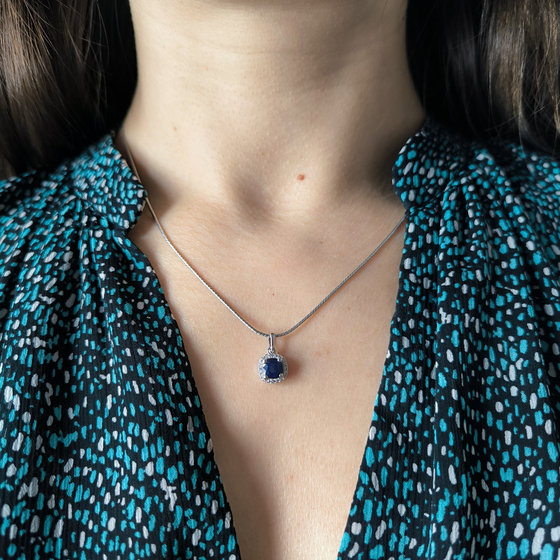 Серебряная подвеска с сапфиром 1.389ct, фианитами