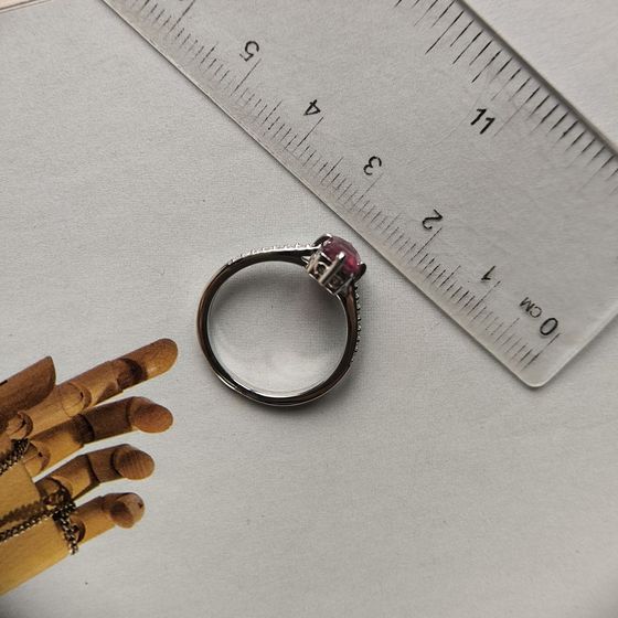 Серебряное кольцо с рубином 1.548ct