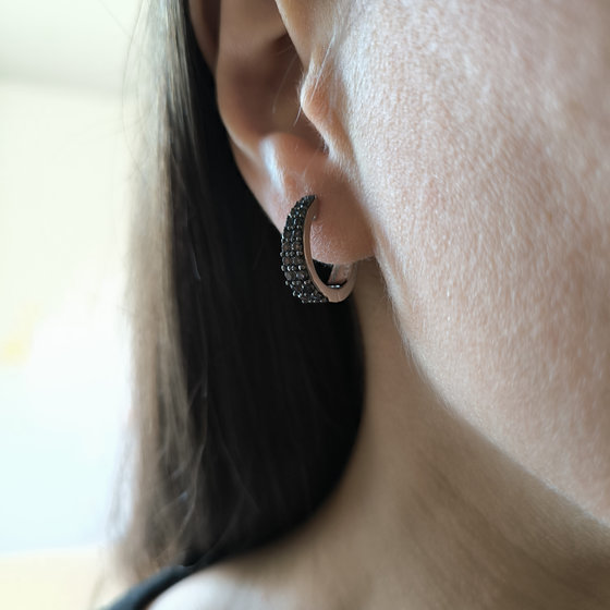 Silver earrings with Phianites