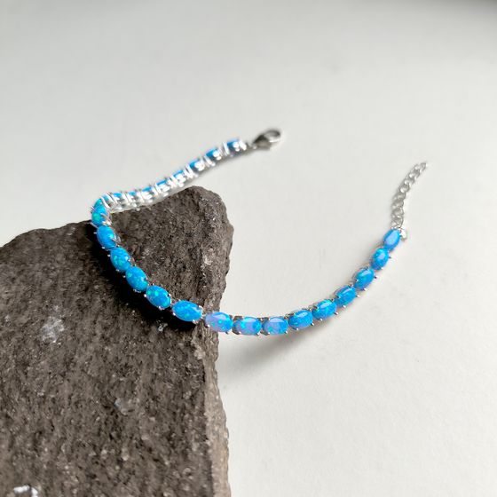 Серебряный браслет с опалом