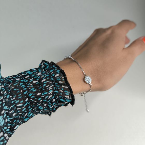 Silver bracelet with phianites