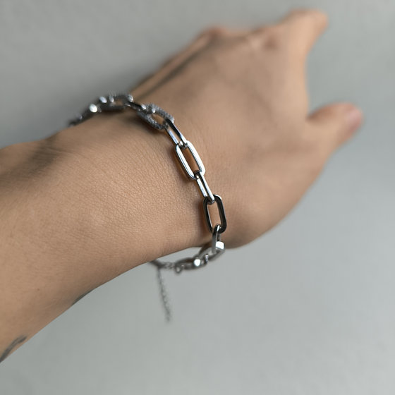 Серебряный браслет с фианитами