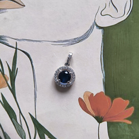 Серебряная подвеска с сапфиром nano 0.9ct