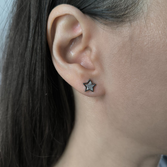 Серебряные серьги с фианитами