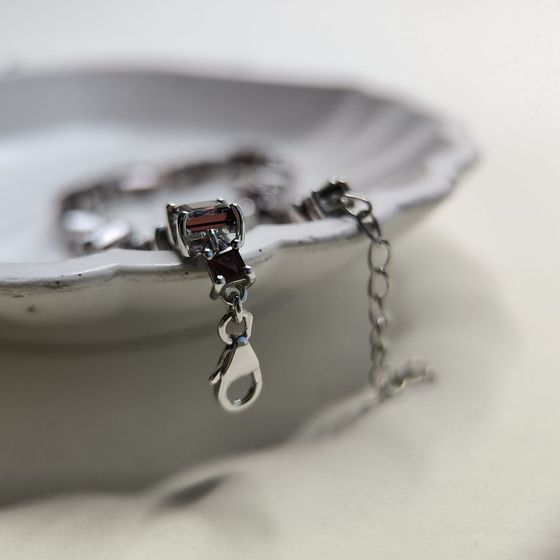 Серебряный браслет с гранатом 14.717ct
