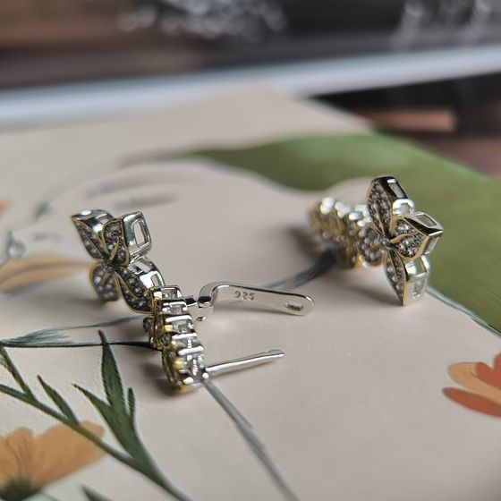 Silver Earrings with Fianites