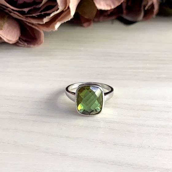 Серебряное кольцо с султанитом 4.993ct