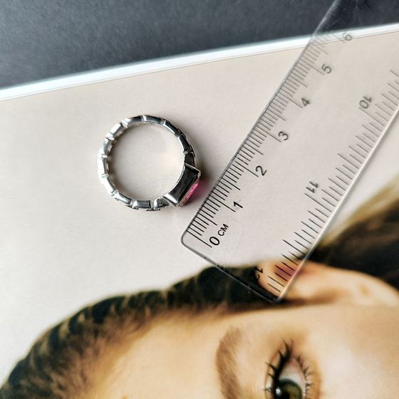 Серебряное кольцо с рубином 2.157ct