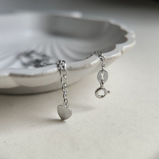 Silver bracelet without stones