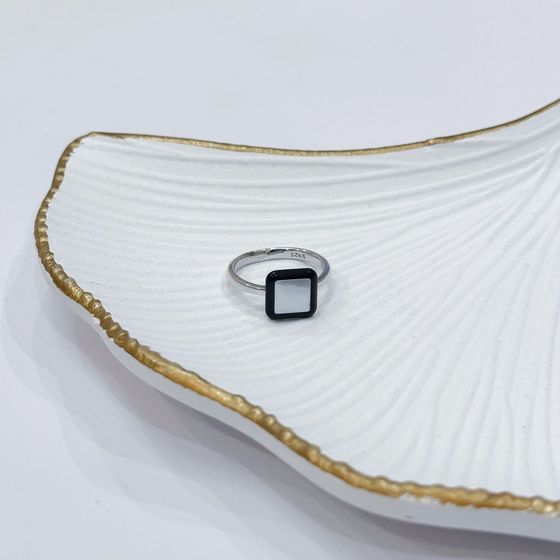 Silver ring with onyx, mother-of-pearl