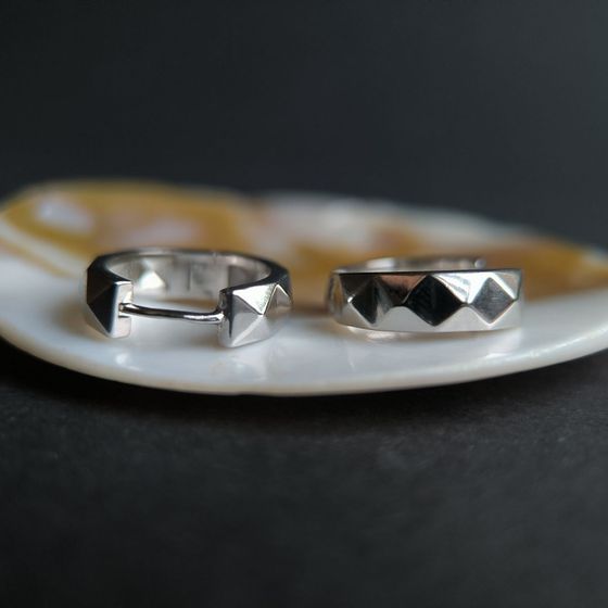 Серебряные серьги без камней