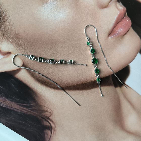 Silver earrings with emerald nano 1.871ct