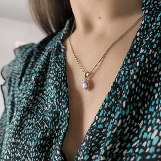 Серебряная подвеска с фианитами