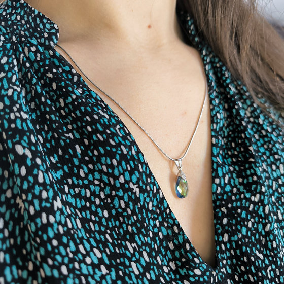 Серебряная подвеска с мистик топазом 3.365ct