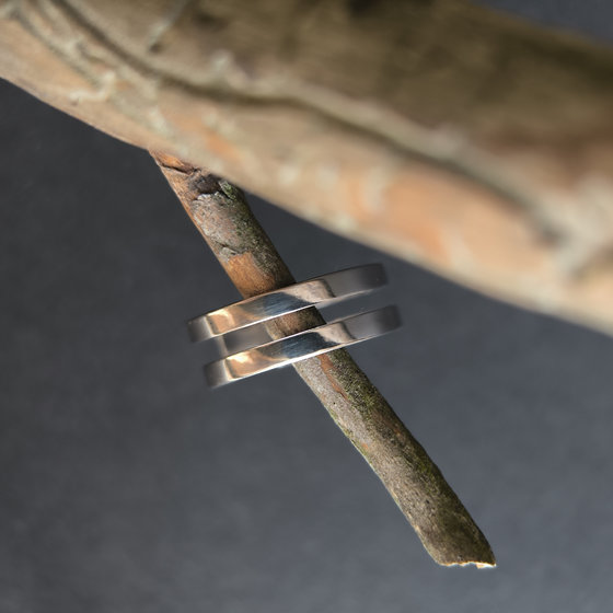 Серебряное кольцо без камней