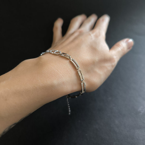 Серебряный браслет с фианитами