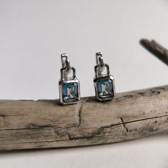 Серебряные серьги с мистик топазом 2.733ct