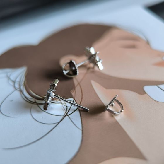 Silver Earrings with Fianites