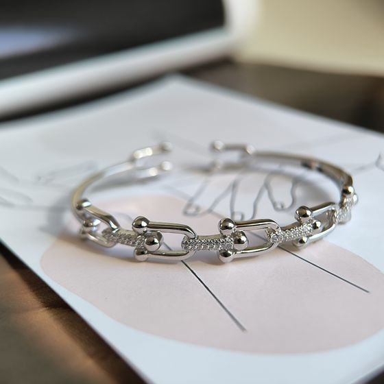 Серебряный браслет с фианитами