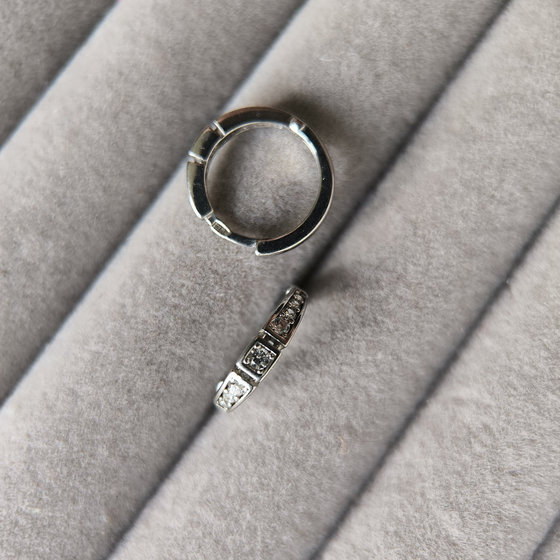 Silver earrings with cubic zirconia