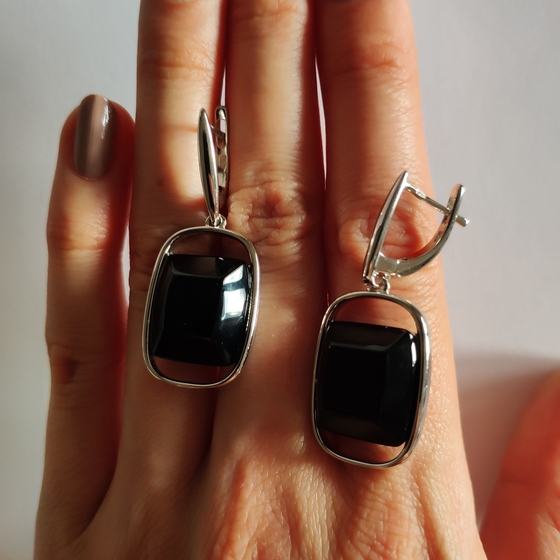 Серебряные серьги с ониксом 23.175ct