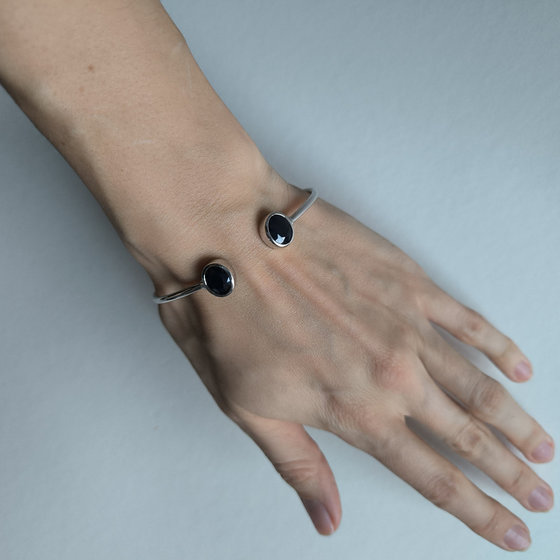 Серебряный браслет с сапфиром 6.438ct