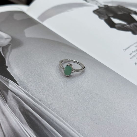 Silver ring with emerald