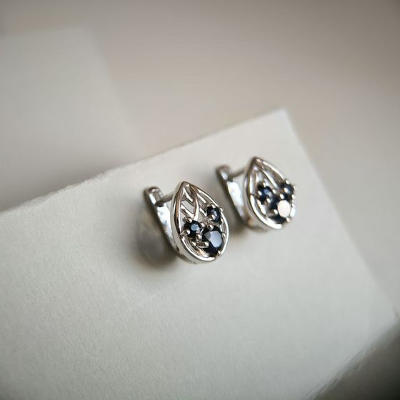 Срібні сережки з сапфіром 2.238ct